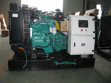 インテリジェント制御のパネルが付いている 62.5kva 6BT5.9-G2 Cummins のディーゼル発電機