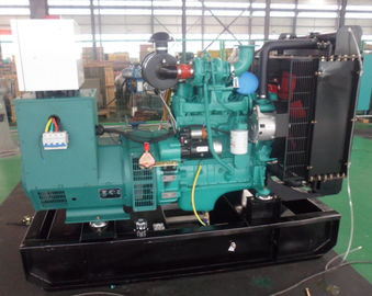 80kw - 550kw Cummins のディーゼル発電機の Stamford の交流発電機の直接注入